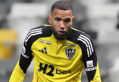 Everson, goleiro do Atlético-MG, durante aquecimento antes da partida contra o Godoy Cruz pela Sul-Americana