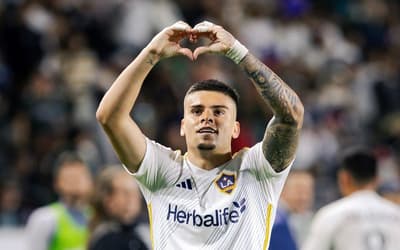 LA Galaxy recusa proposta por Gabriel Pec; Vasco poderia ganhar bolada