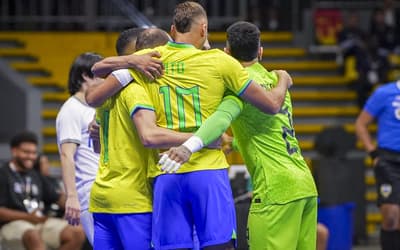 Brasil atropela Guatemala e avança à semifinal da Copa das Nações de Futsal