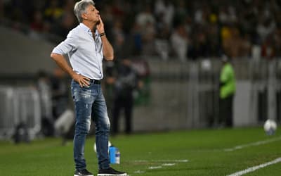 Renato, ao se demitir do Fluminense: ‘Acabou o futebol com as redes sociais’