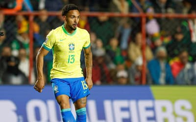 Vitinho tem bons números defensivos em goleada da Seleção; veja