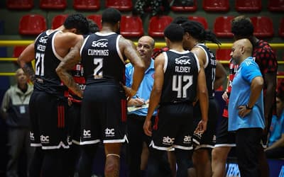 NBB: Flamengo faz jogo perfeito contra o Corinthians e segue invicto