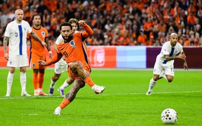 Memphis domina primeiro tempo e Holanda goleia Finlândia por 4 a 0
