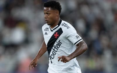 Matheus França sobre os objetivos do Vasco: ‘A gente nunca vai falar de rebaixamento’