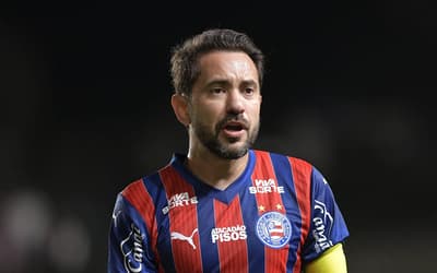 Em recuperação, Éverton Ribeiro desabafa sobre diagnóstico de câncer: ‘Queria chorar’