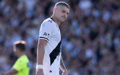 Ex-Vasco avalia situação de Vegetti: ‘Tem que ir pro banco’