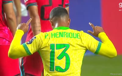 Jogadores da Seleção vão à loucura com Paulo Henrique: ‘Joga muito’
