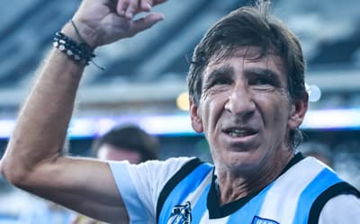 Fala de técnico do Racing revolta torcedores do Flamengo: 'Acabou de garantir'