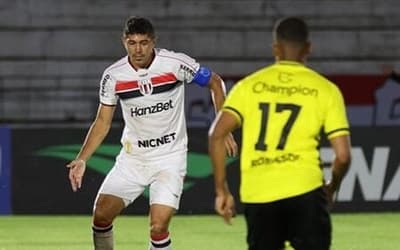 Botafogo-SP dispensa jogador que agrediu Zeca, do Coritiba