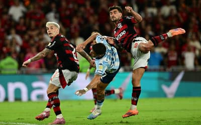 Desfalques no segundo jogo entre Flamengo e Racing agitam a web: 'Grande perda'