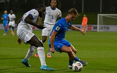 França é surpreendida e empata com Islândia pelas Eliminatórias Europeias