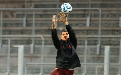 Athletico tem acordo para manter goleiro experiente em 2026