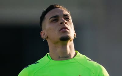 Antony revela ter sido ‘desrespeitado’ no Manchester United: ‘De ninguém te dar bom dia’