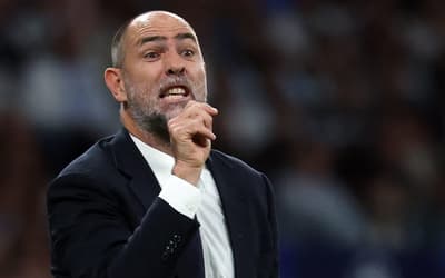 Após brasileiro, Juventus demite segundo técnico em sete meses