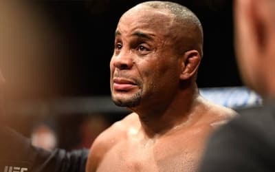 Comentarista do UFC 'se desculpa' com Malhadinho por áudio vazado