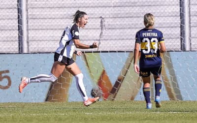 Gabi Zanotti faz hat-trick, Corinthians elimina Boca Juniors e avança na Libertadores