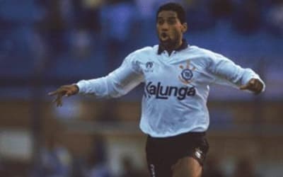 Corinthians 5 x 1 Botafogo no Brasileirão 1993; Viola e Rivaldo brilham no Pacaembu