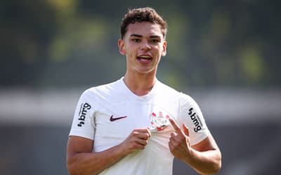 Irmão de Moscardo brilha e Corinthians elimina o Santos no Paulista Sub-15