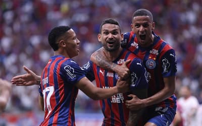 Willian José comemora gol contra o Bragantino (Foto: Maurícia Da Matta/W9 PRESS/GAZETAPRESS)