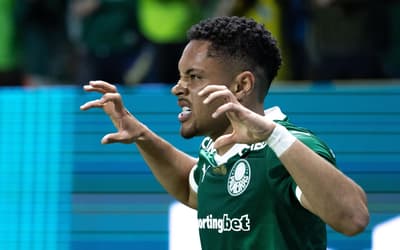 Jornal europeu cita Neymar e exalta Vitor Roque em Palmeiras x Santos: 'Uma fera'