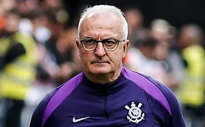 Dorival, técnico do Corinthians, em jogo na Neo Química Arena