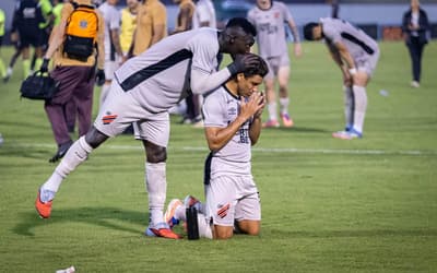 Série B: veja o que está em jogo e cenários da última rodada