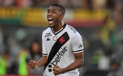 Vasco avança para renovar contrato com Rayan e dobrar sua multa recisória