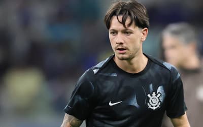 Após goleada, Garro cobra postura do Corinthians: 'Fechar a boca e tomar porrada'