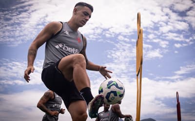Com Puma Rodríguez, Vasco divulga os relacionados para enfrentar o Grêmio