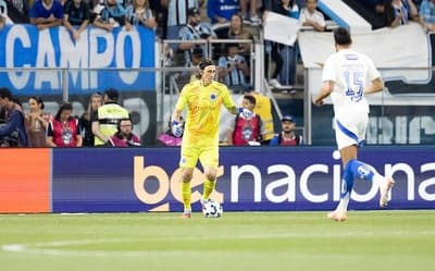 Goleiro do Cruzeiro manda aviso para Palmeiras e Flamengo