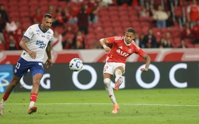 Análise: bobeadas estragam grande jogo do Internacional