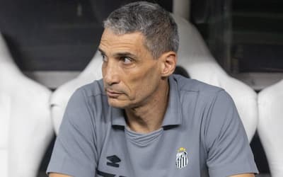 Santos perde zagueiro para duelo contra o Internacional