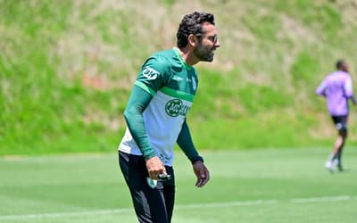 Série B: América-MG se livra do rebaixamento e renova com técnico ex-Athletico e Vasco