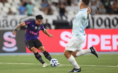 Atitude de jogador do Botafogo contra o Grêmio viraliza: 'Futebol respira'