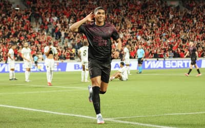 Série B: Athletico vence, vira vice-líder e pode rebaixar o Volta Redonda