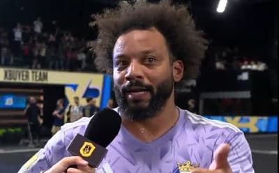 Marcelo faz golaço e dispara contra arbitragem da Kings League: 'Coisa feia'