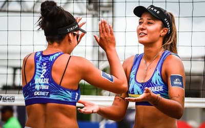 AO VIVO: Acompanhe o jogo entre Thamela/Vic e Lazarenko/Romaniuk no Mundial de Vôlei de Praia