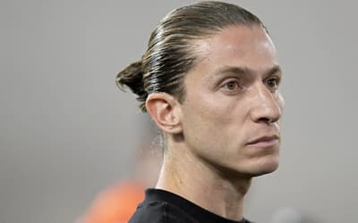 Decisão de Filipe Luís em Atlético-MG x Flamengo repercute: 'Mais uma vez'