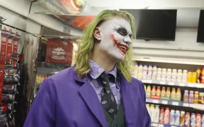 Craque do Manchester City se fantasia de Coringa e surpreende fãs no Halloween