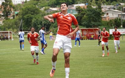 Atacante do sub-17 do Internacional está na mira do Chelsea