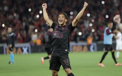 João Cruz renasce na reta final da Série B e vira 'herói do acesso' no Athletico