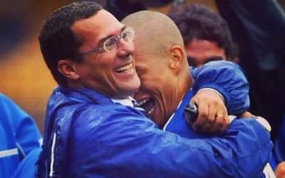 Alex exalta Luxemburgo após aposentadoria do técnico: 'O futebol te agradece'