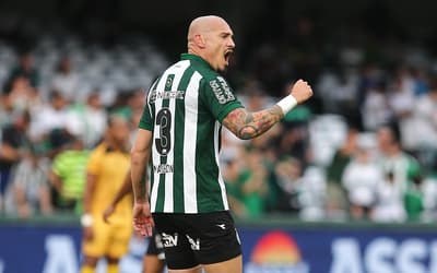 Perto de garantir acesso à Série A, Coritiba tem medalhões no elenco