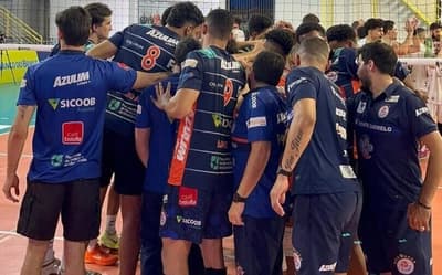 Monte Carmelo vence a primeira na Superliga Masculina de Vôlei