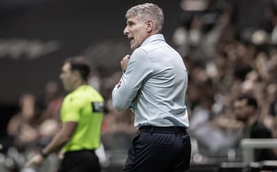 Palermo comenta empate do Fortaleza e avisa: 'Não estamos entregues'