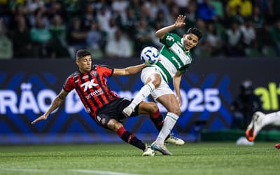Torcedores do Flamengo debocham de reclamação em Palmeiras x Vitória: 'Desesperados'