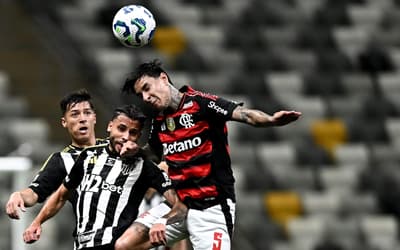 Melhores momentos: Flamengo arranca empate com Atlético-MG, mas perde chance de garantir título