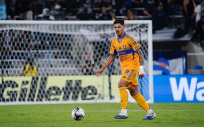 Ex-Internacional compara futebol brasileiro a mexicano: 'Muito intenso'