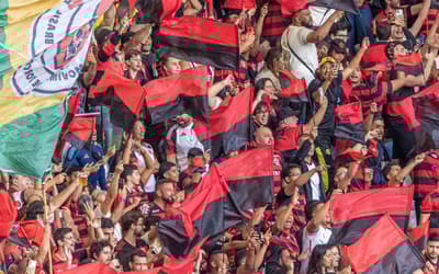 Pesquisa de torcida no RJ tem Flamengo líder e disputa acirrada entre Botafogo, Fluminense e Vasco na capital