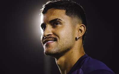 Feliz no Bahia, Nestor celebra continuidade e projeta futuro no clube: 'Me identifiquei'